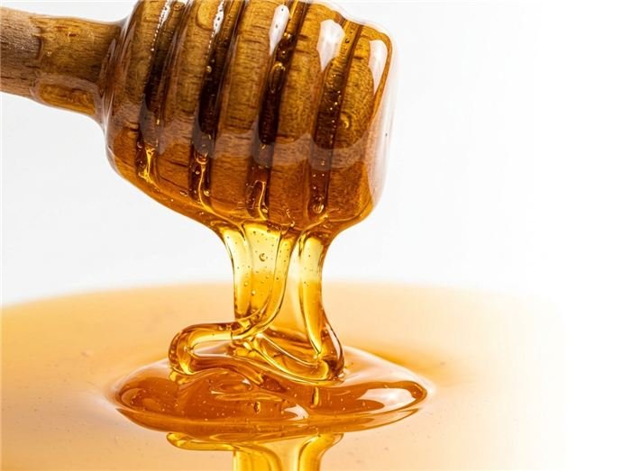 Madu semula jadi yang digunakan untuk memaniskan stik jeli Hinuki tanpa gula tambahan